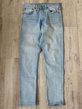 Women’s Levi’s Light Blue Jeans